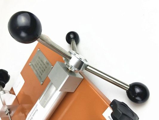 Pneumatic High Pressure Calibrator Pressure Gauges Hand Pump Calibration Machine