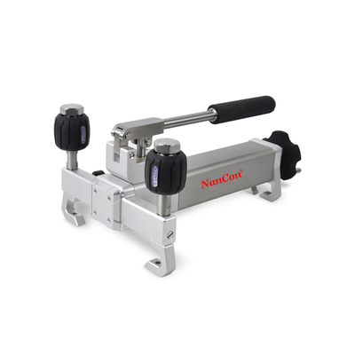 -0.095~0~6MPa  Portable Air Vacuum Pressure Source Pressure Calibrator Pump