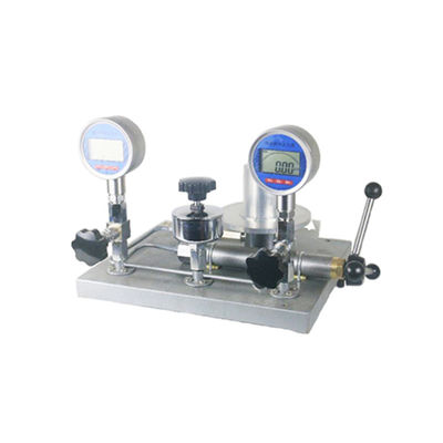 Hydraulic piston type dead weight tester