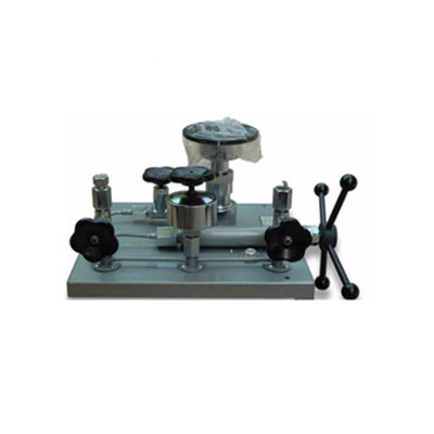 Hydraulic piston dead weight tester