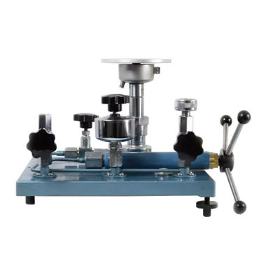 Hydraulic piston dead weight tester