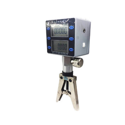 Dual-screen design portable pressure transmitter/pressure gauge calibrator