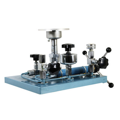 Piston pressure transmitter calibration
