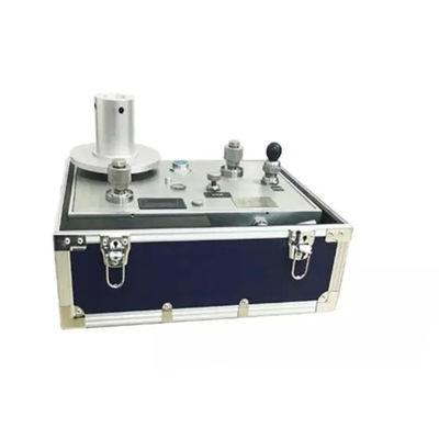 Factory direct pressure gauge calibration device