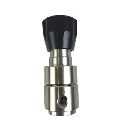 Gas back pressure regulator back pressure regulating valve