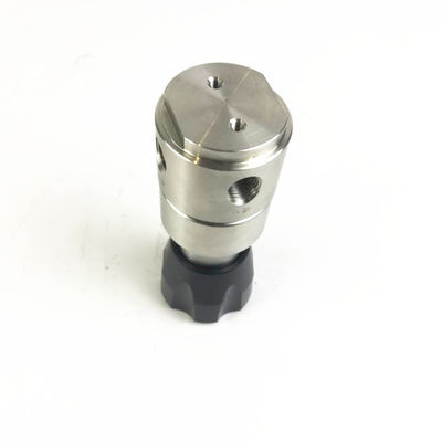 Gas back pressure regulator back pressure regulating valve